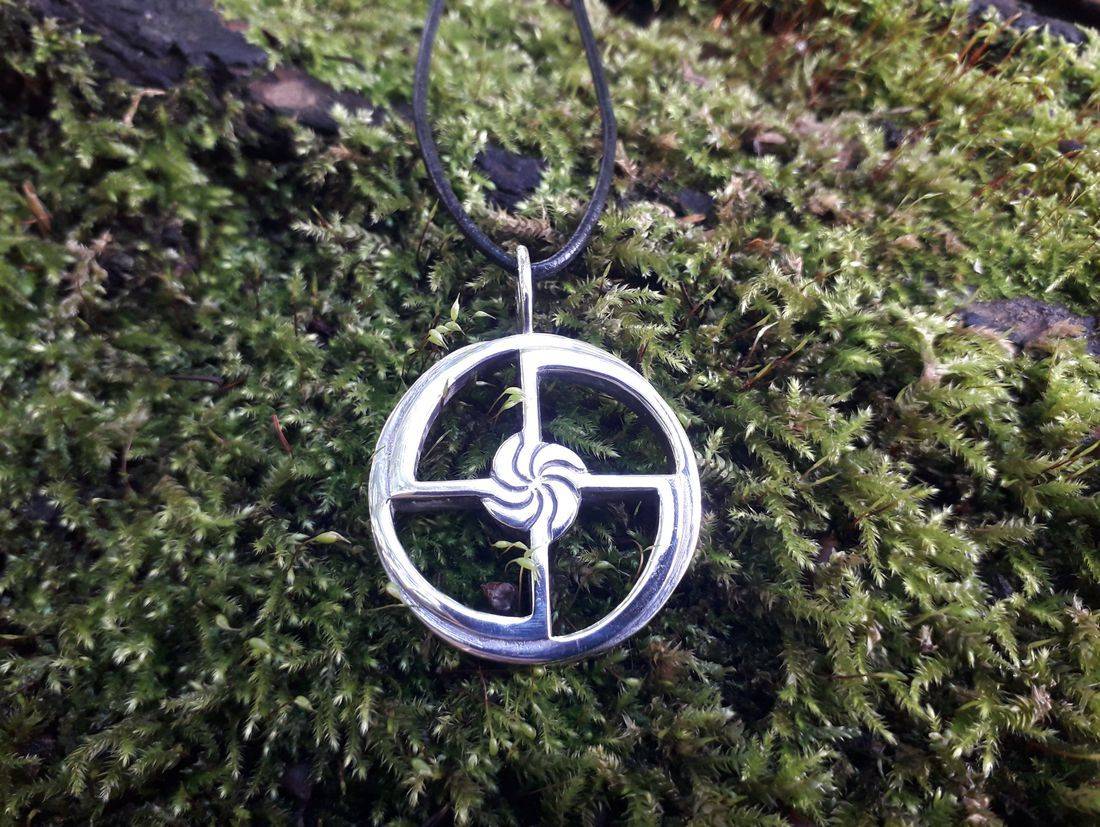 'Sowelu' Silver Suncross